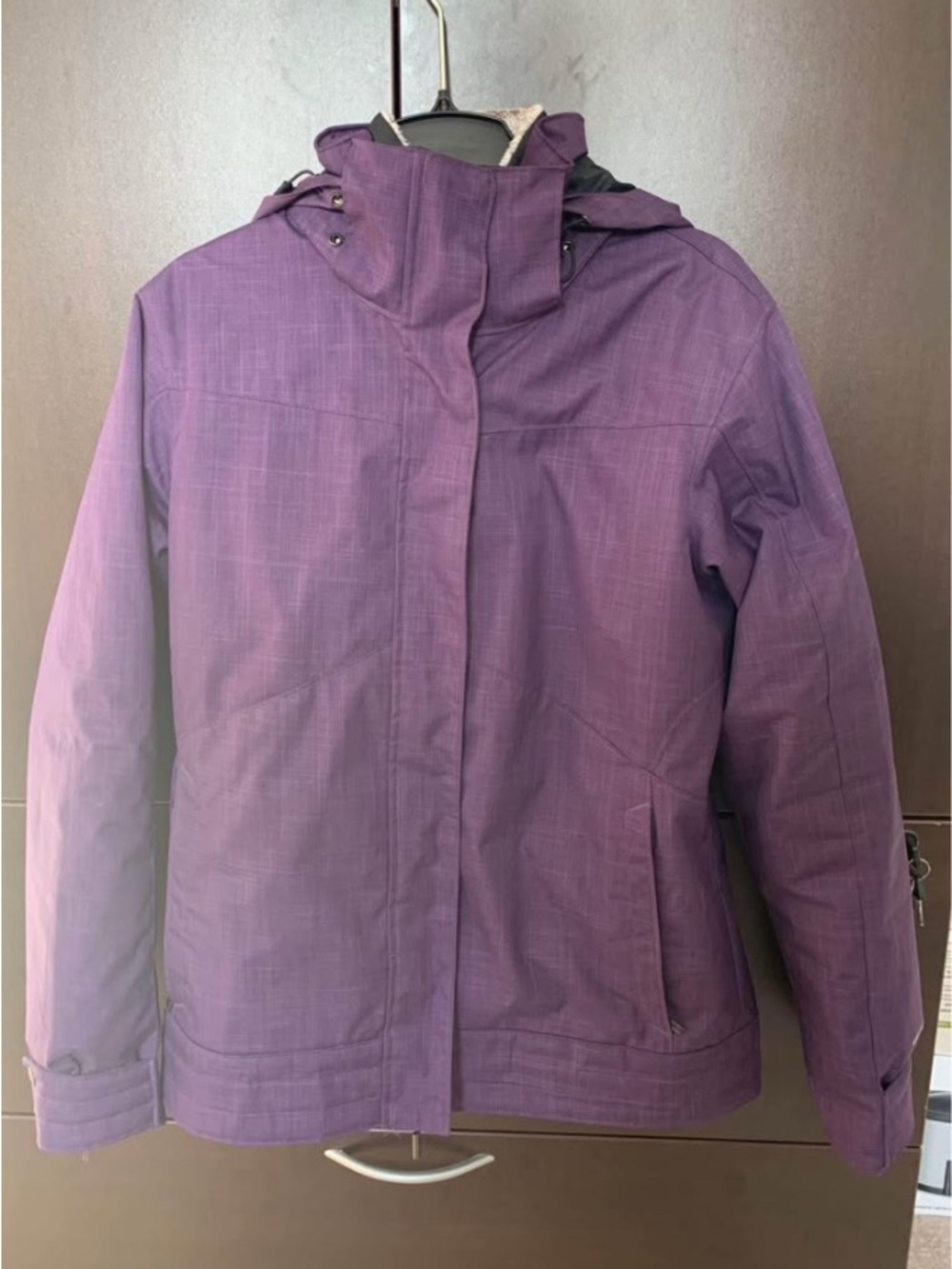 Columbia Plum Hooded Ski Jacket